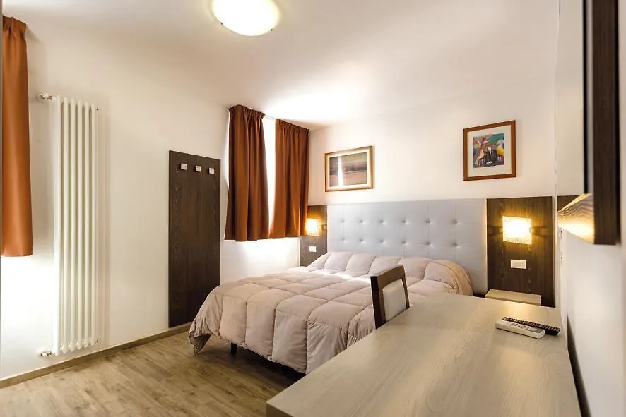 B&B Foscolo Llido Degli Estensi 0*,